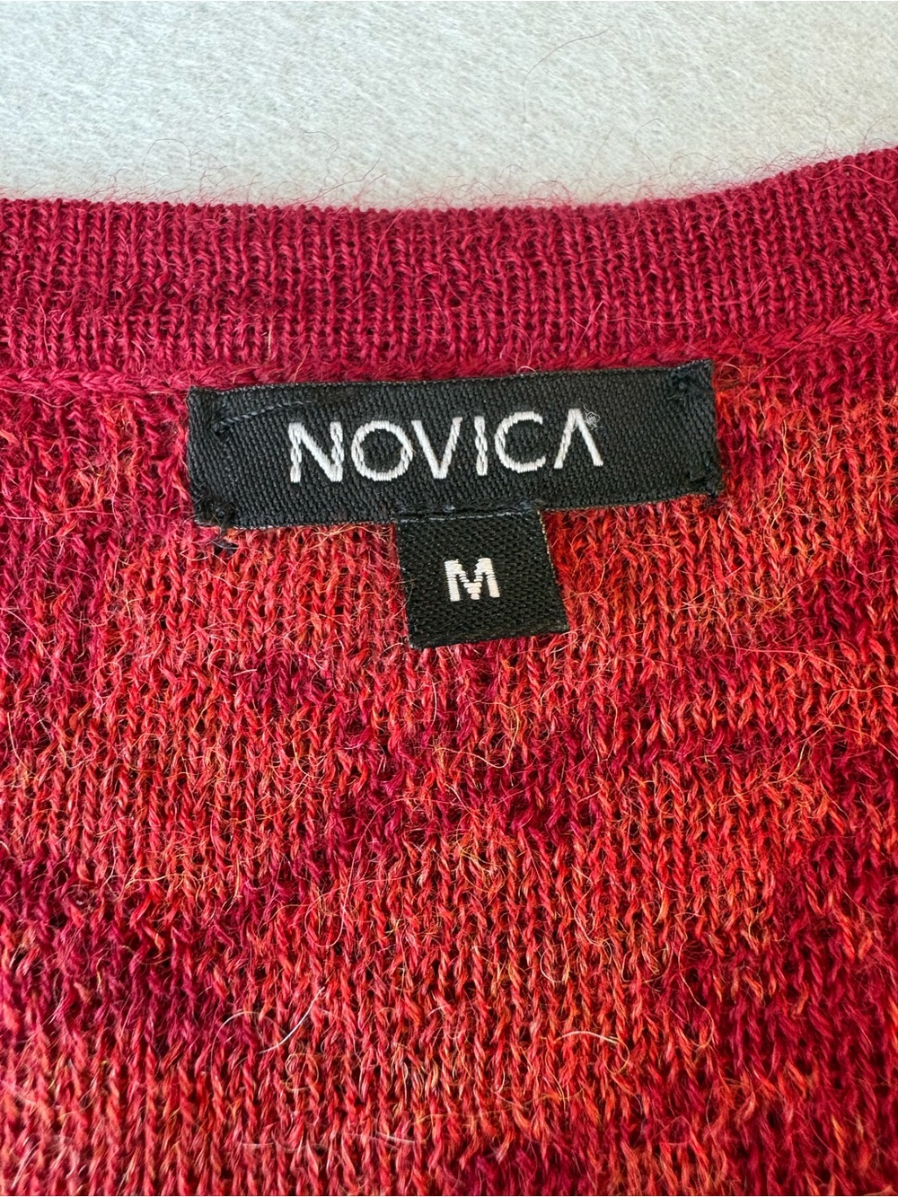 Novica 100% Baby Alpaca Red Floral Button Front Long Knit Cardigan sz M Boho - Picture 3 of 9